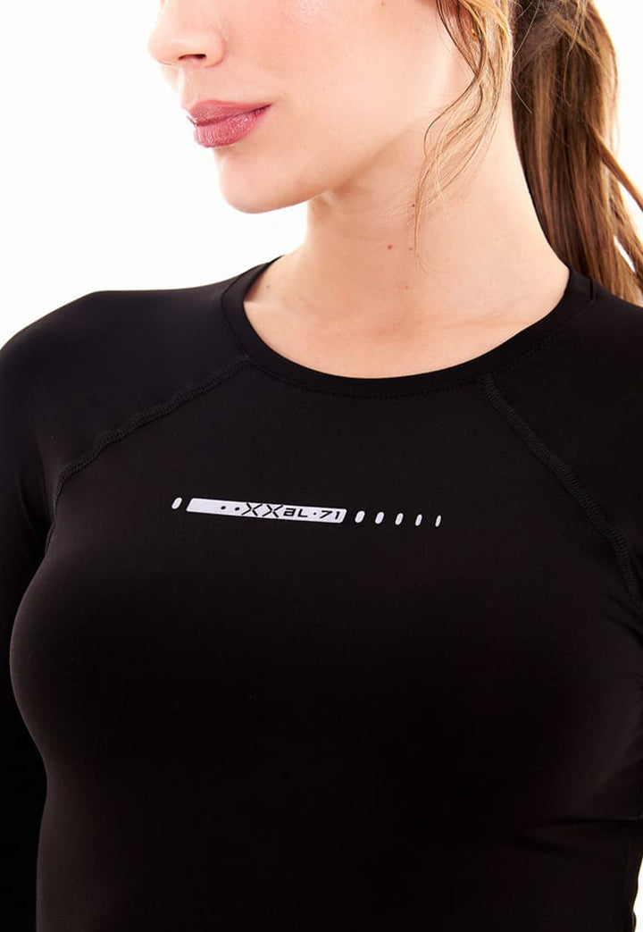 Camiseta con detalle en el medio