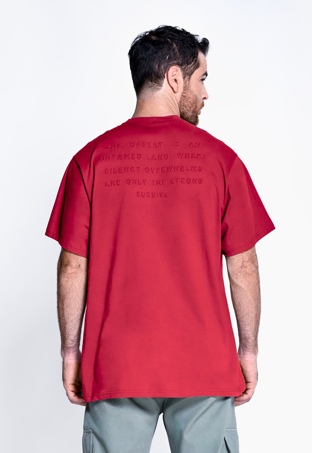 Silueta oversize y detalles únicos