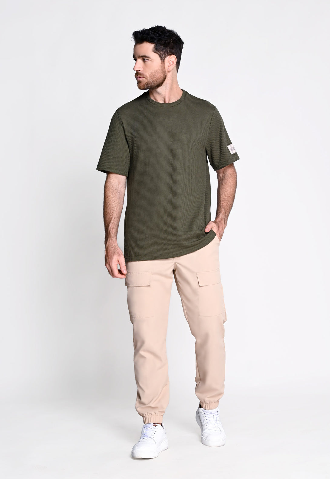 Camiseta sencilla, moderna y única 