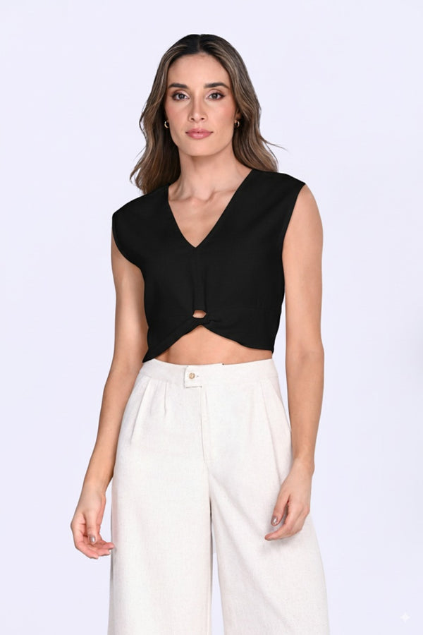 Blusa manga sisa negra con escote para mujer