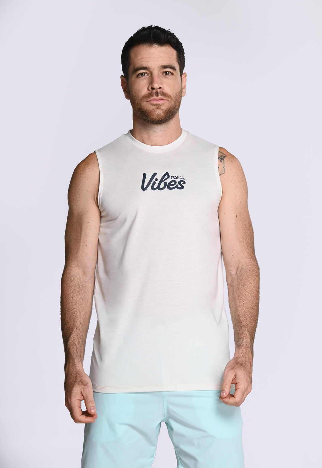Estilo y comodidad en una sola camiseta.