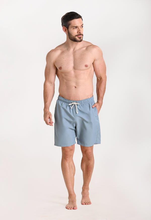 Pantaloneta con malla interna para mayor soporte.