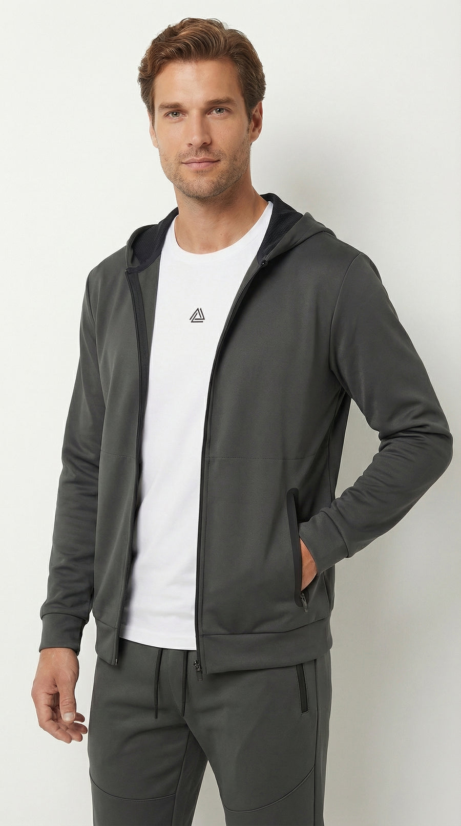 Chaqueta deportiva gris con capucha para hombre – Belife