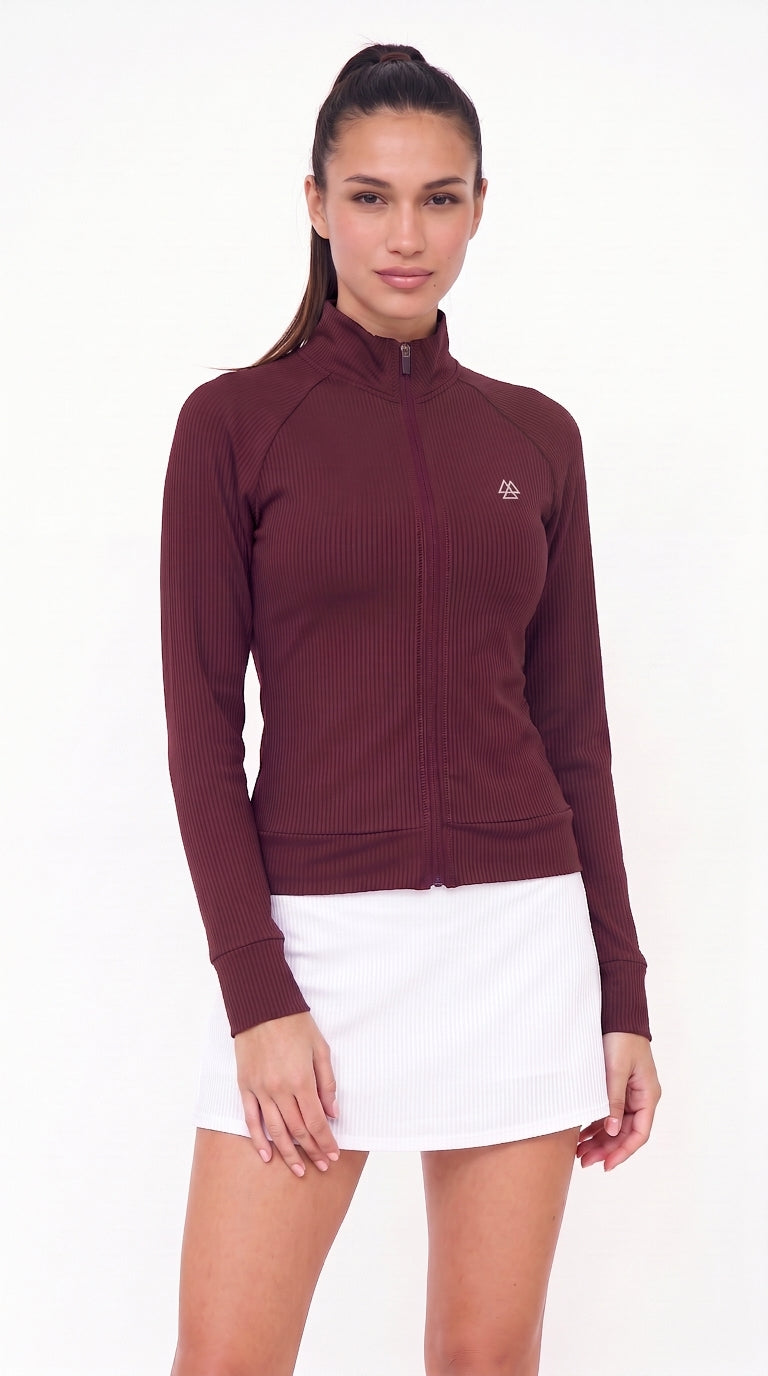 Buzo deportivo burgundy de cuello alto para mujer