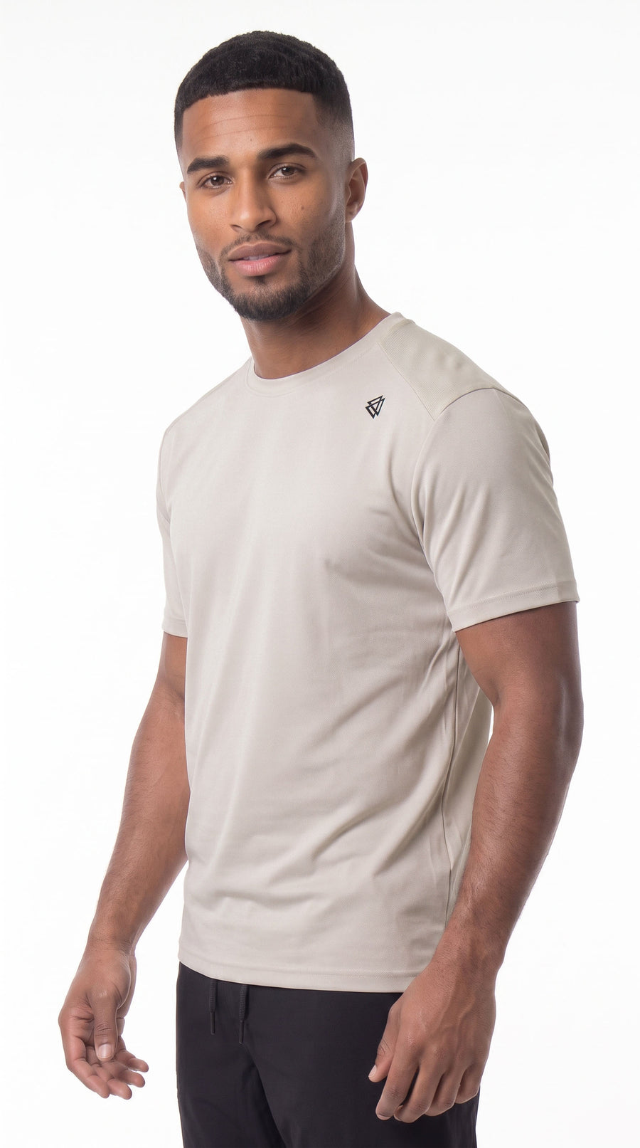 Camiseta deportiva beige con malla en hombros para hombre – Belife