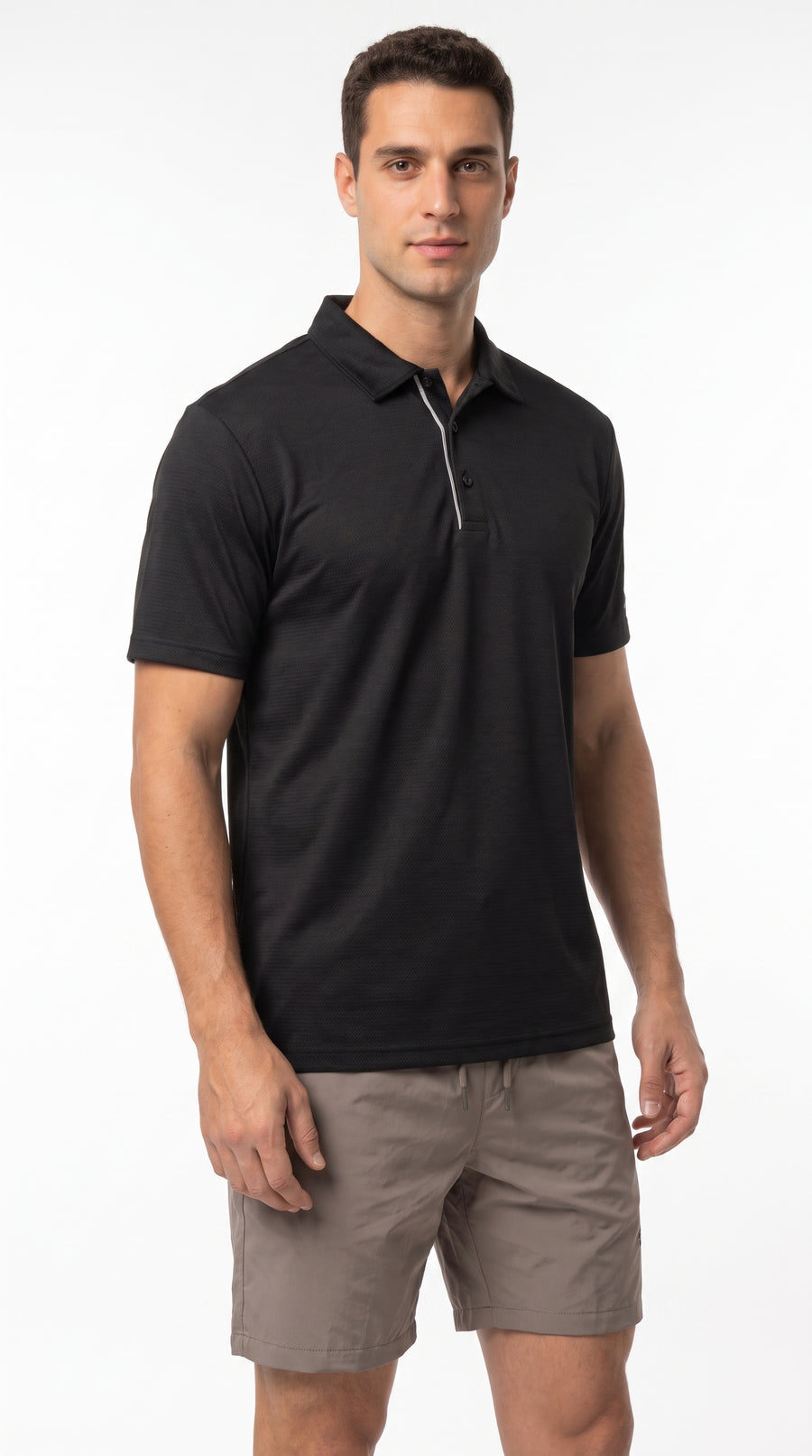 Polo deportiva negra semi ajustada para hombre – Belife