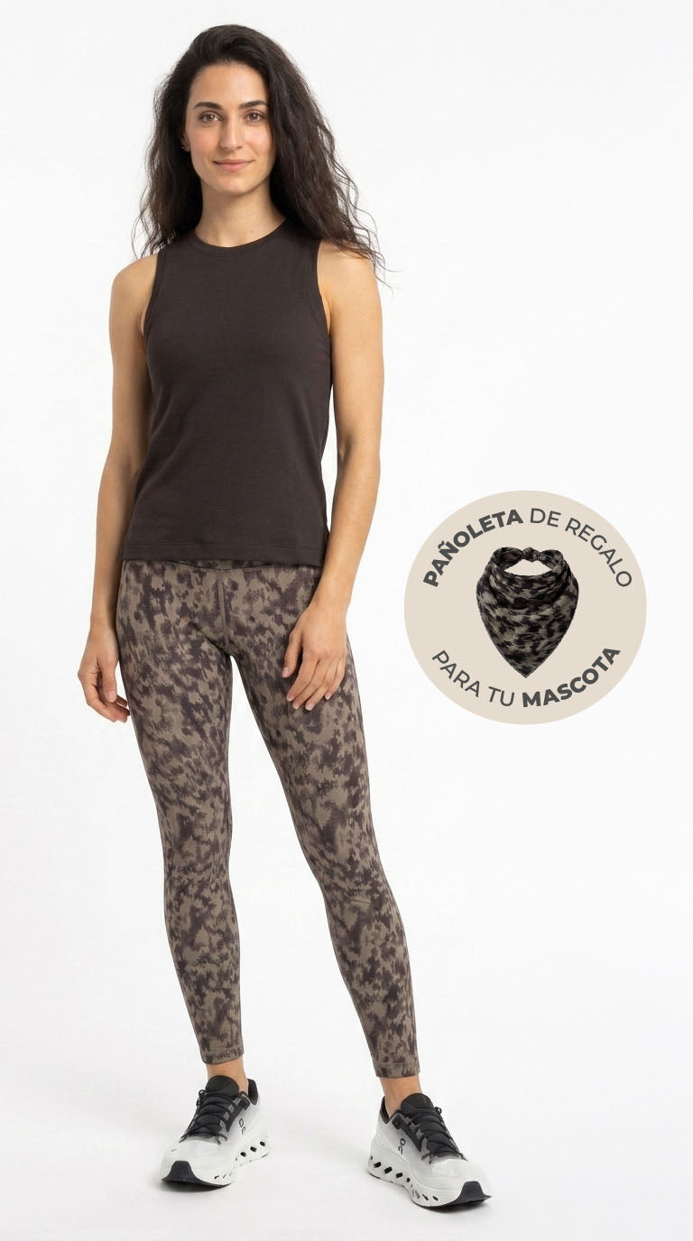 Legging taupe estampado con pañoleta para mascota – Belife