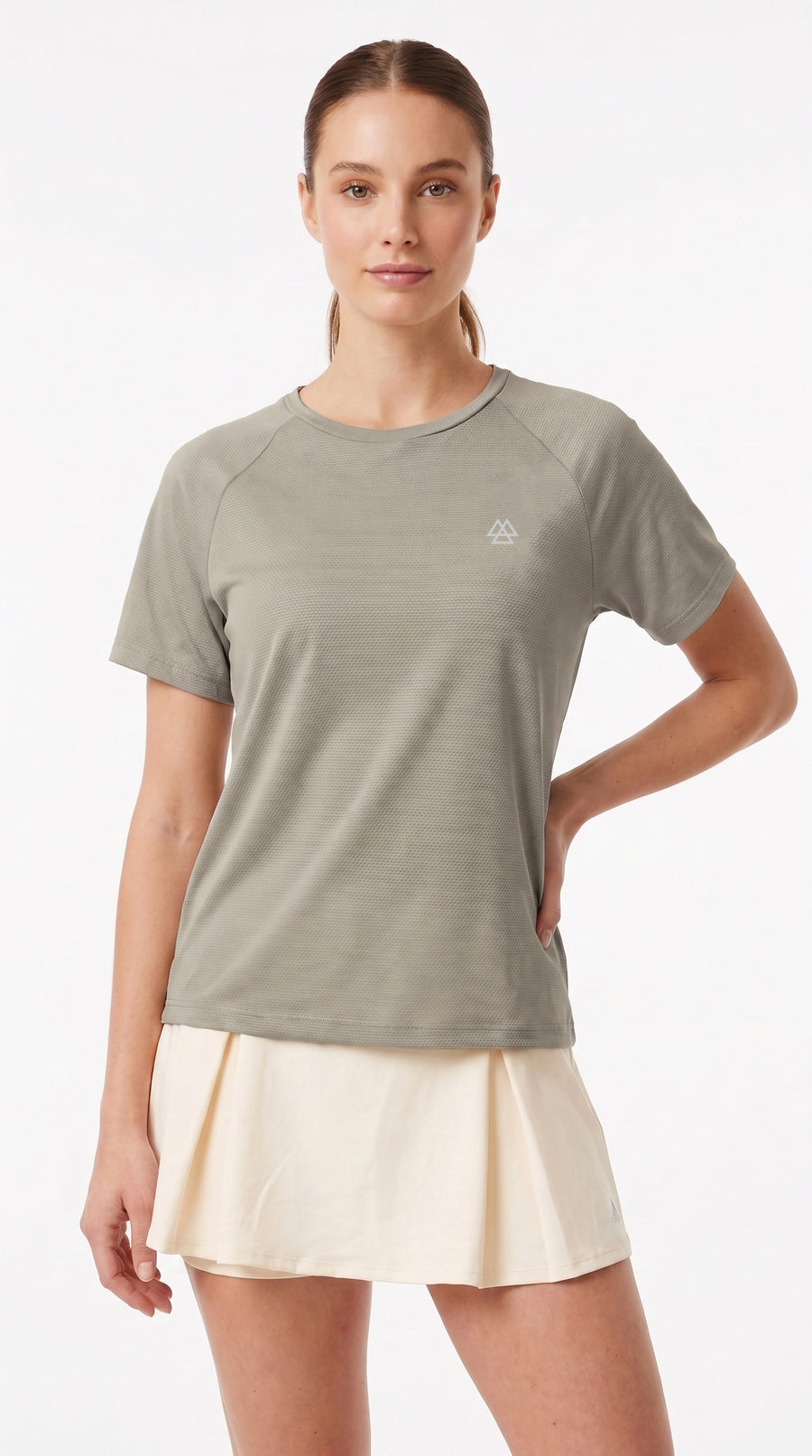 Camiseta deportiva transpirable taupe para mujer – Belife