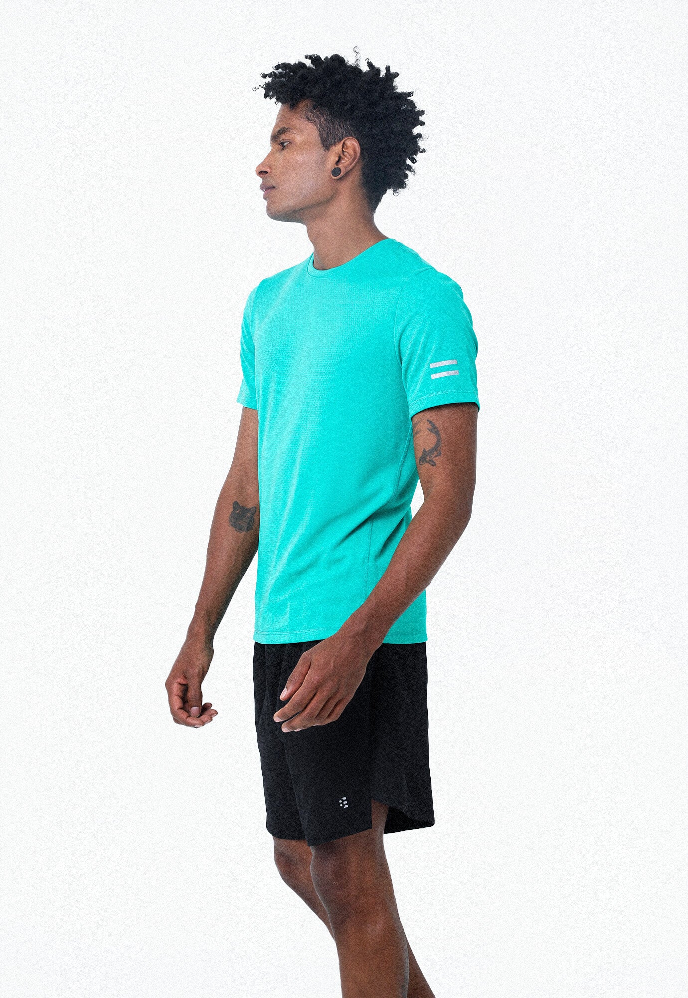 Camiseta Deportiva Verde Con Detalle Reflectivo En Manga Para Hombre