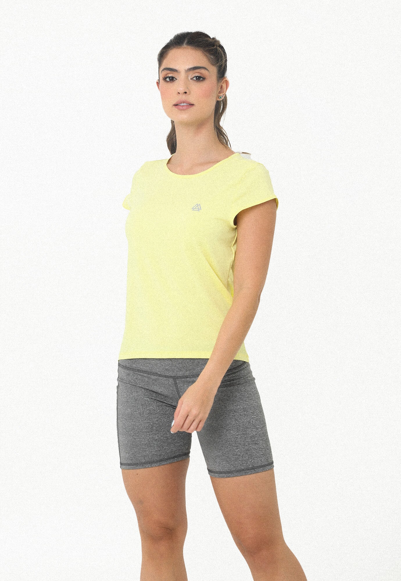 Camiseta deportiva amarilla para mujer