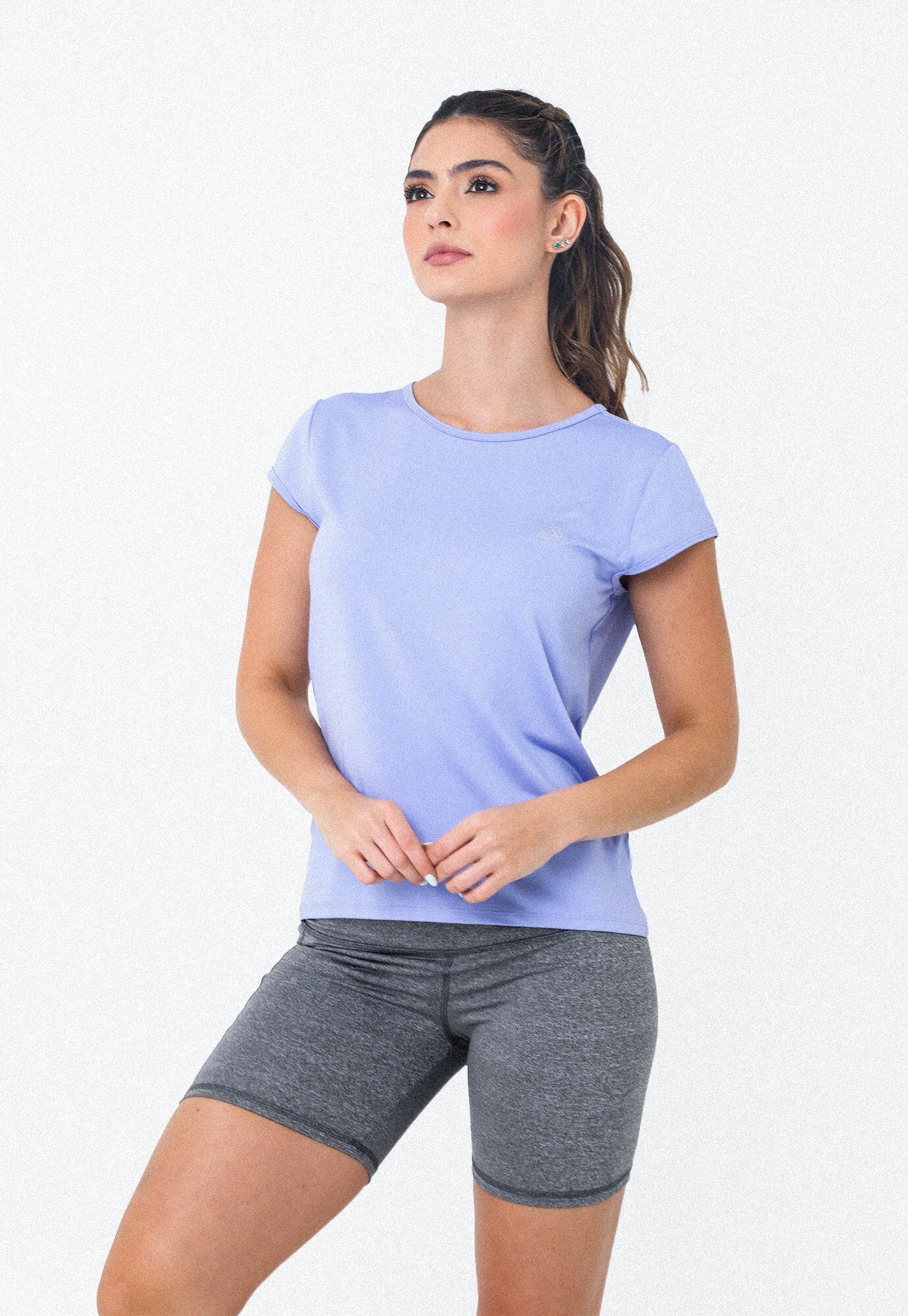 Camiseta deportiva lila para mujer