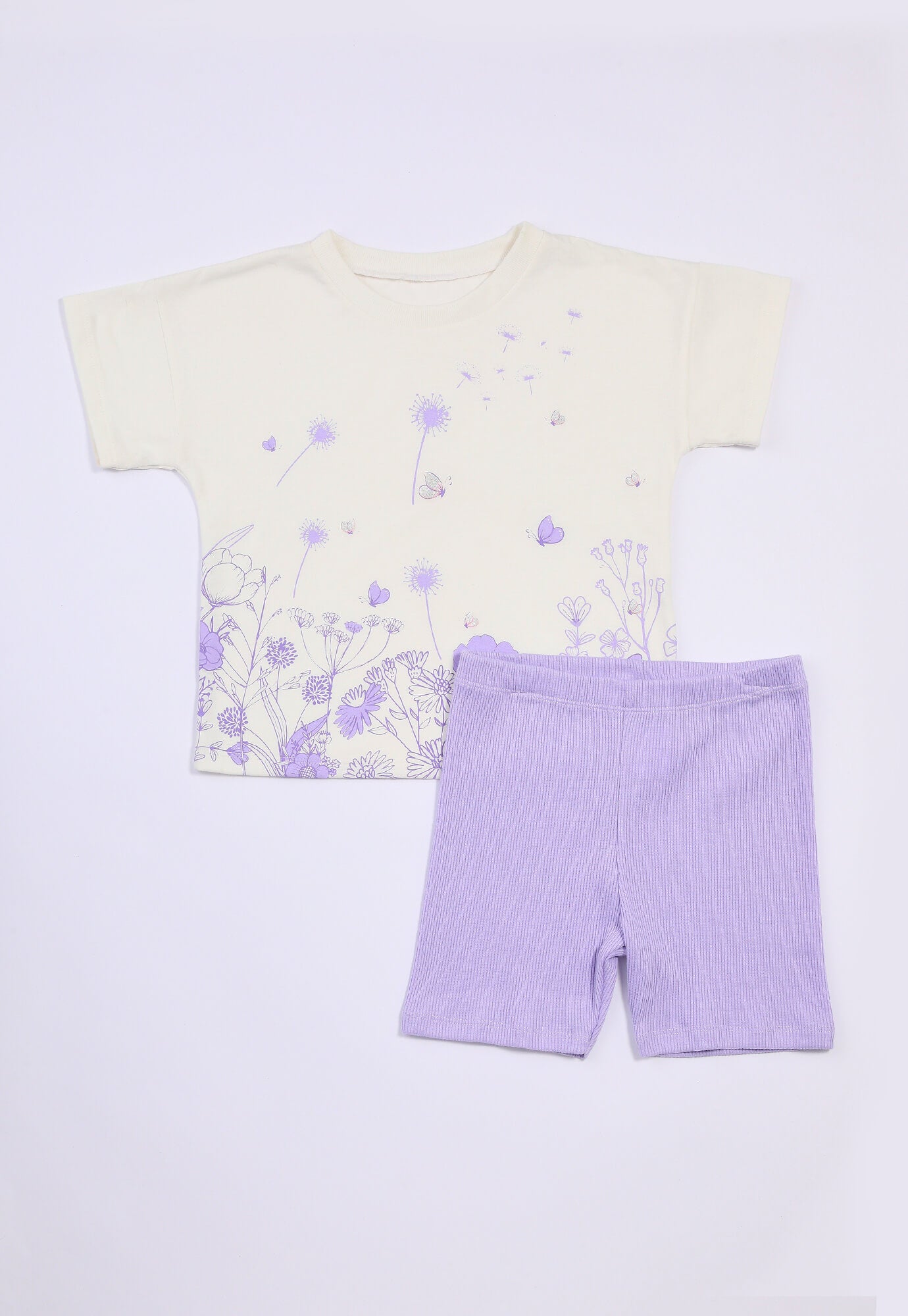 Conjunto de camiseta estampada manga corta y short morado lavanda para bebé niña