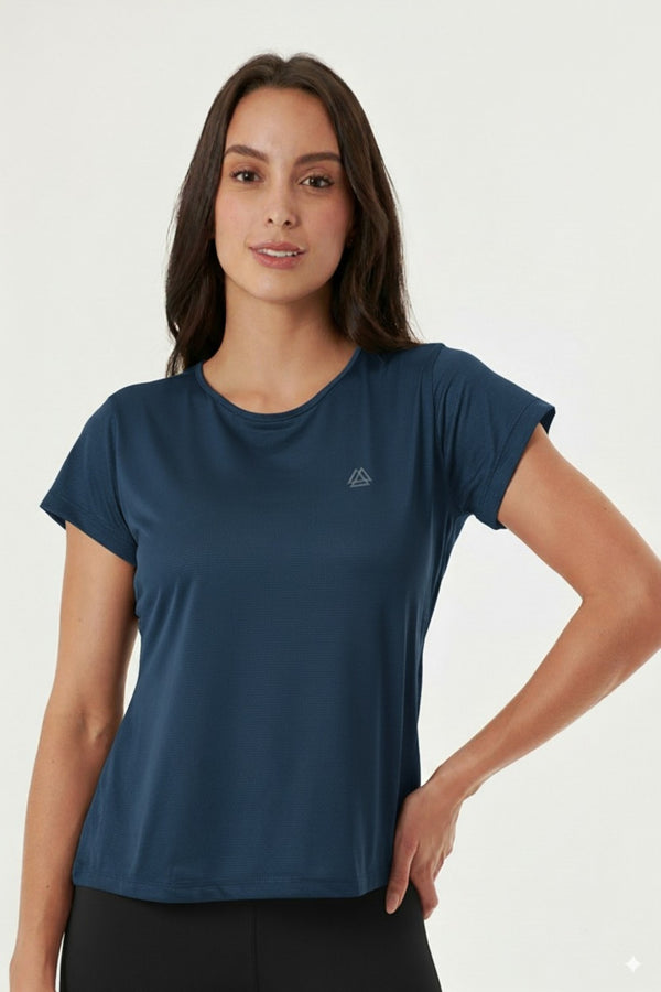 Camiseta deportiva azul manga corta