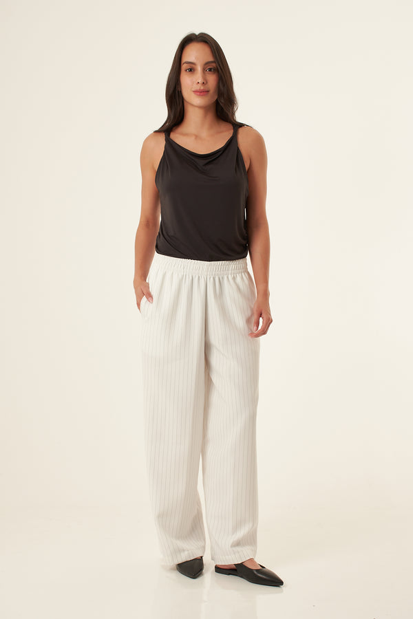 Pantalón amplio ivory con bolsillos para mujer