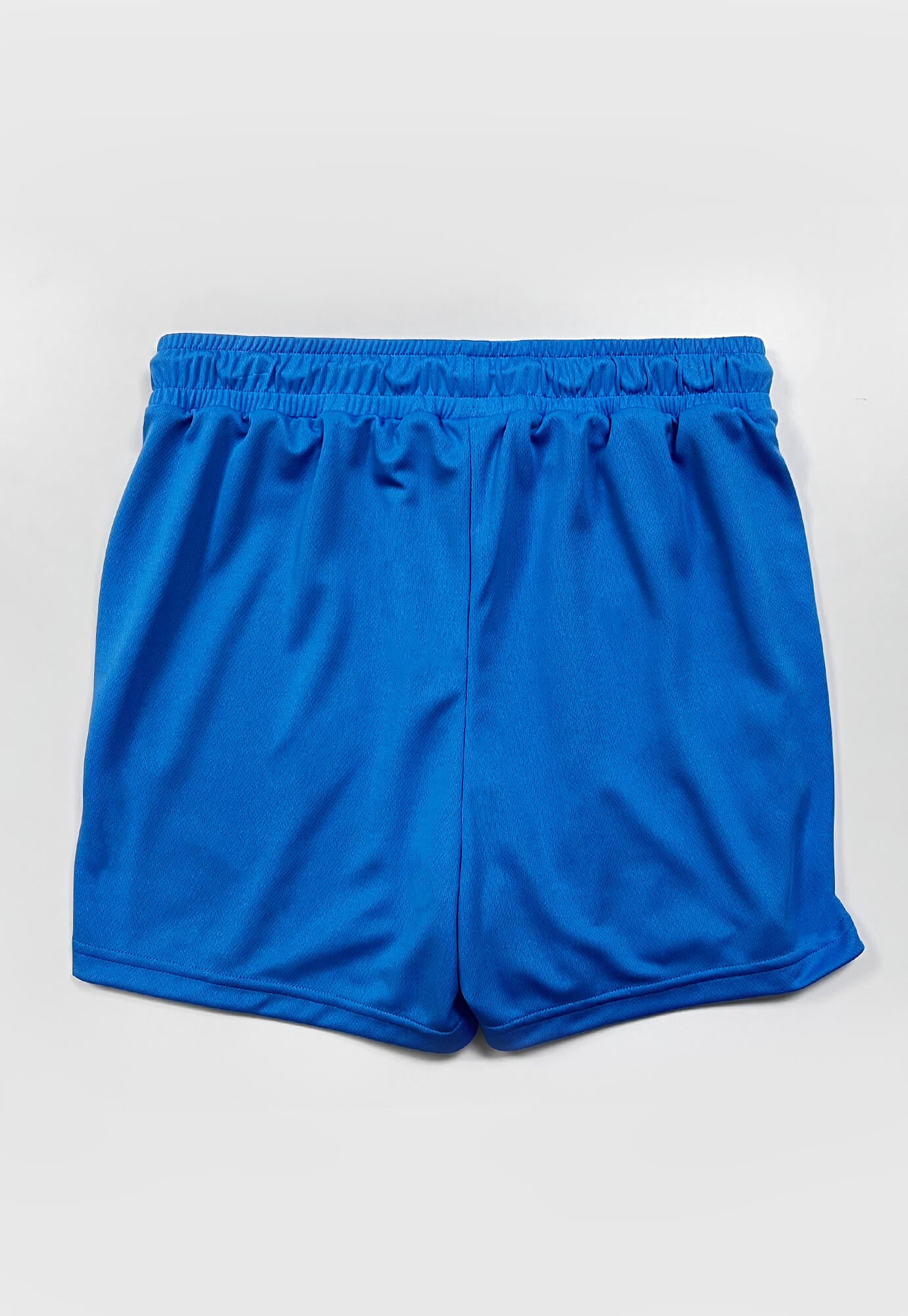 Short deportivo azul neon fondo entero, ciclista interno, cordón ajustable y bolsillos laterales para hombre