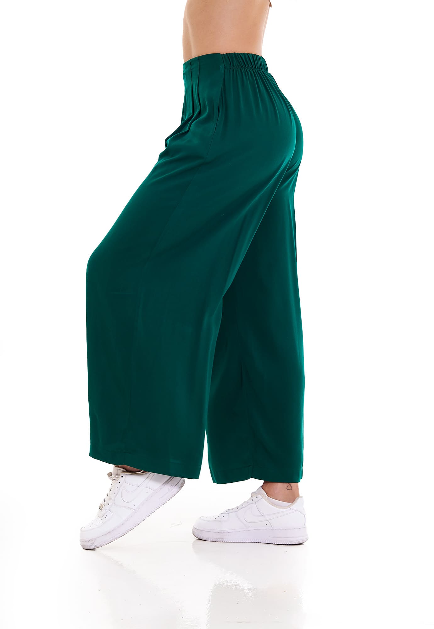Pantalón verde hoja bota amplia mujer